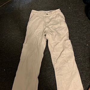 I'm selling cargos straight leg from h&m they are cream colored and size 4